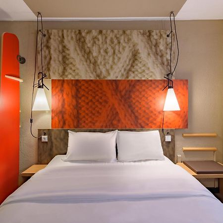 Ibis Hotel Koeln Am Dom Екстериор снимка