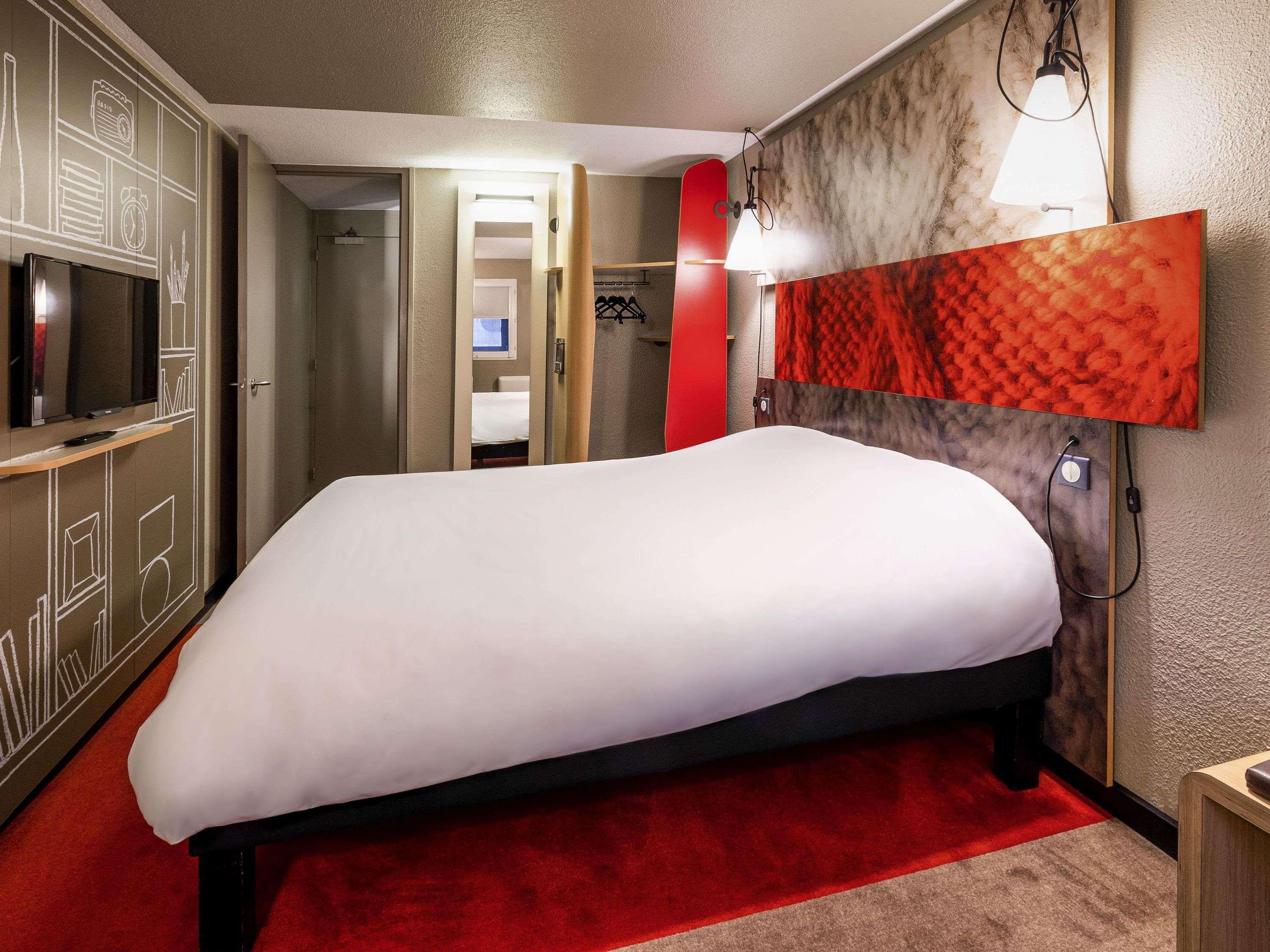 Ibis Hotel Koeln Am Dom Екстериор снимка