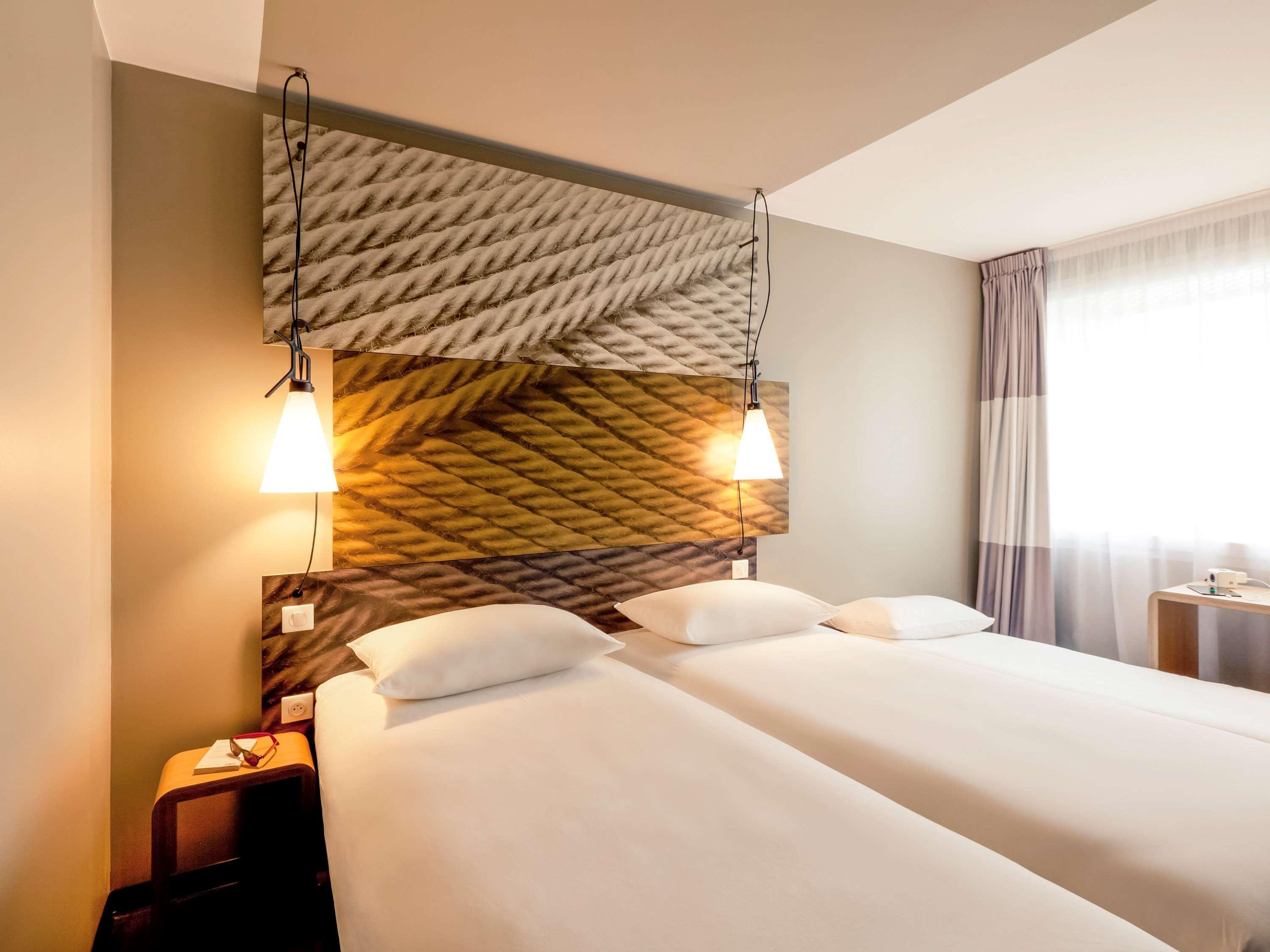 Ibis Hotel Koeln Am Dom Екстериор снимка