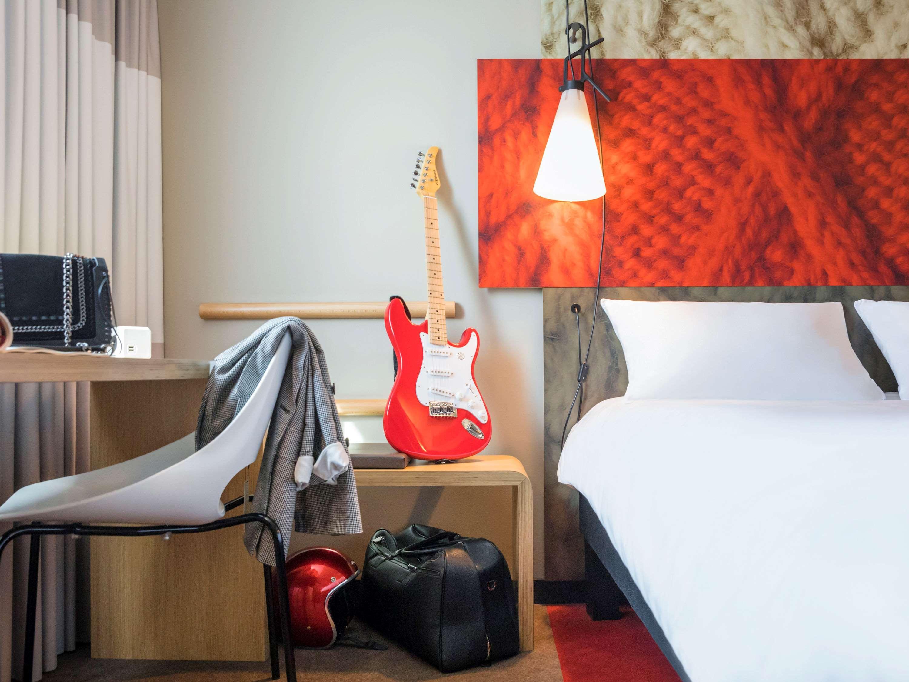 Ibis Hotel Koeln Am Dom Екстериор снимка