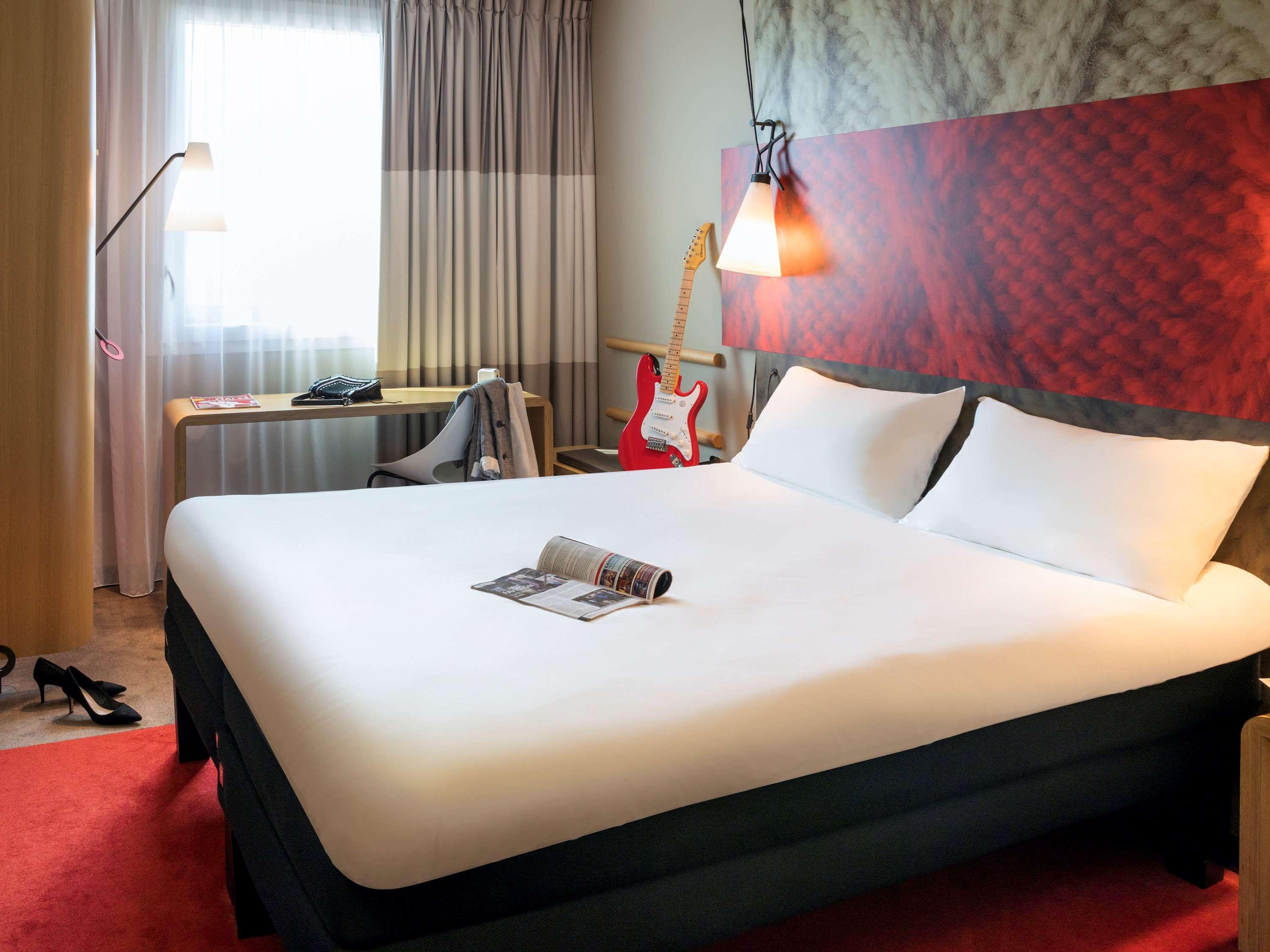 Ibis Hotel Koeln Am Dom Екстериор снимка