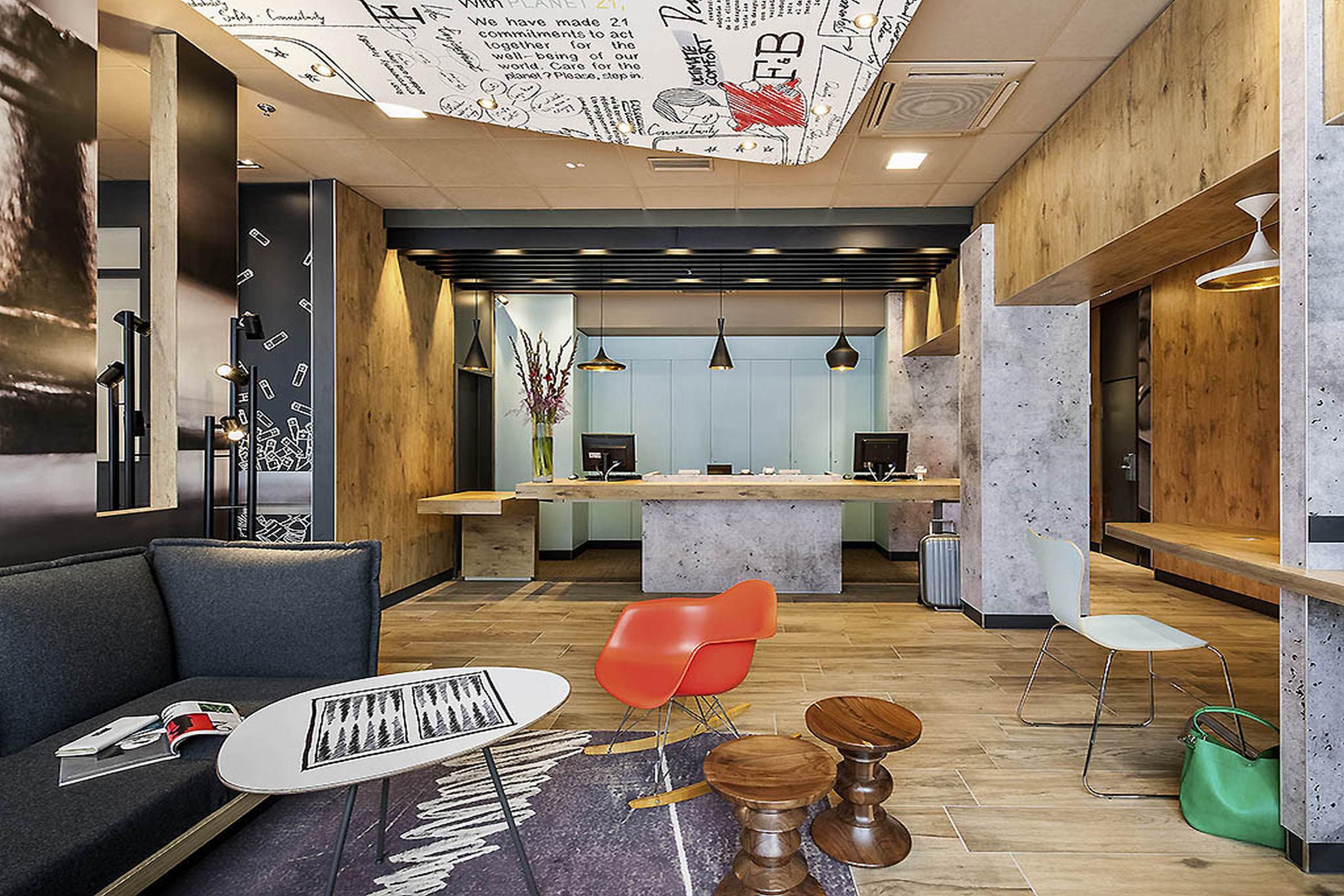Ibis Hotel Koeln Am Dom Екстериор снимка