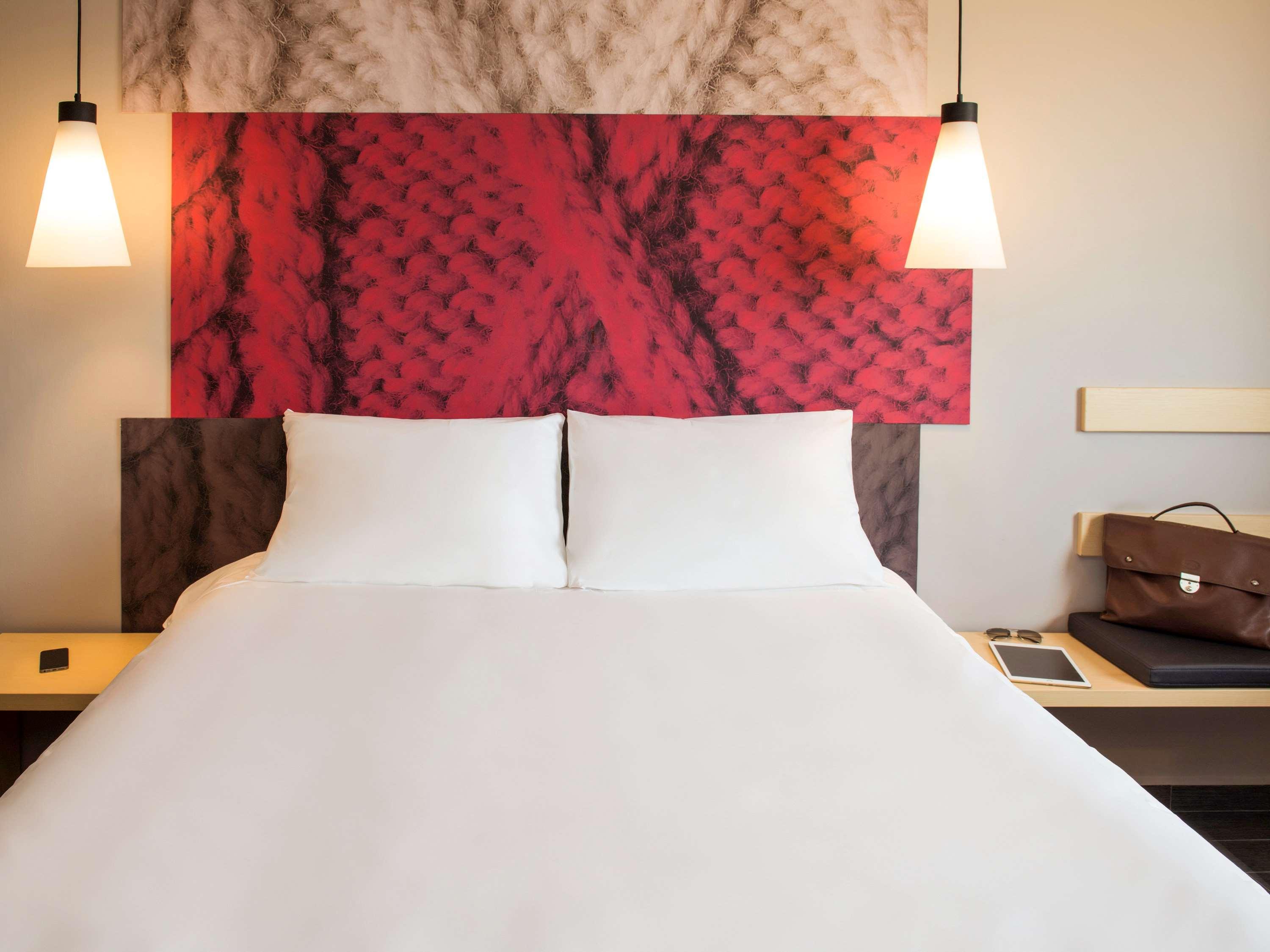 Ibis Hotel Koeln Am Dom Екстериор снимка