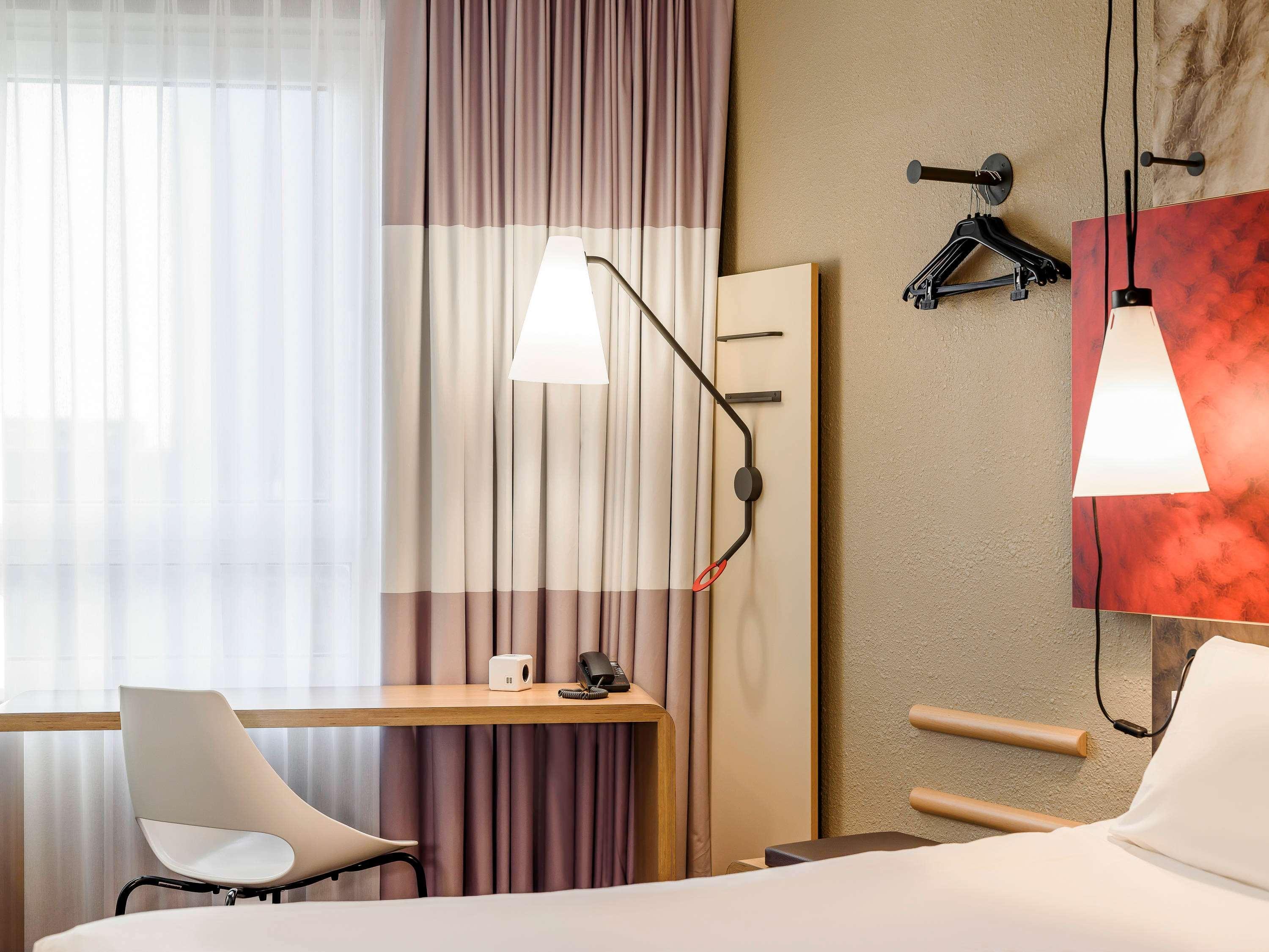 Ibis Hotel Koeln Am Dom Екстериор снимка