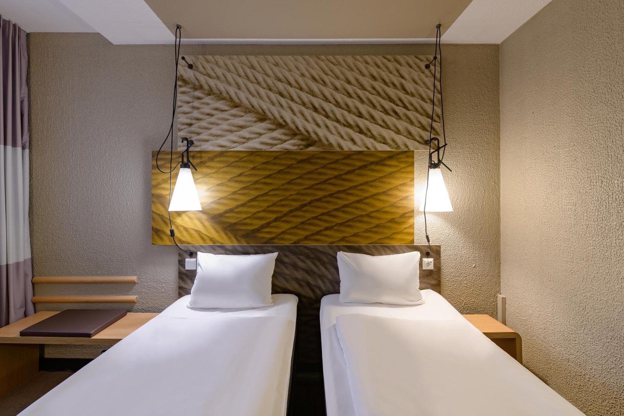 Ibis Hotel Koeln Am Dom Екстериор снимка