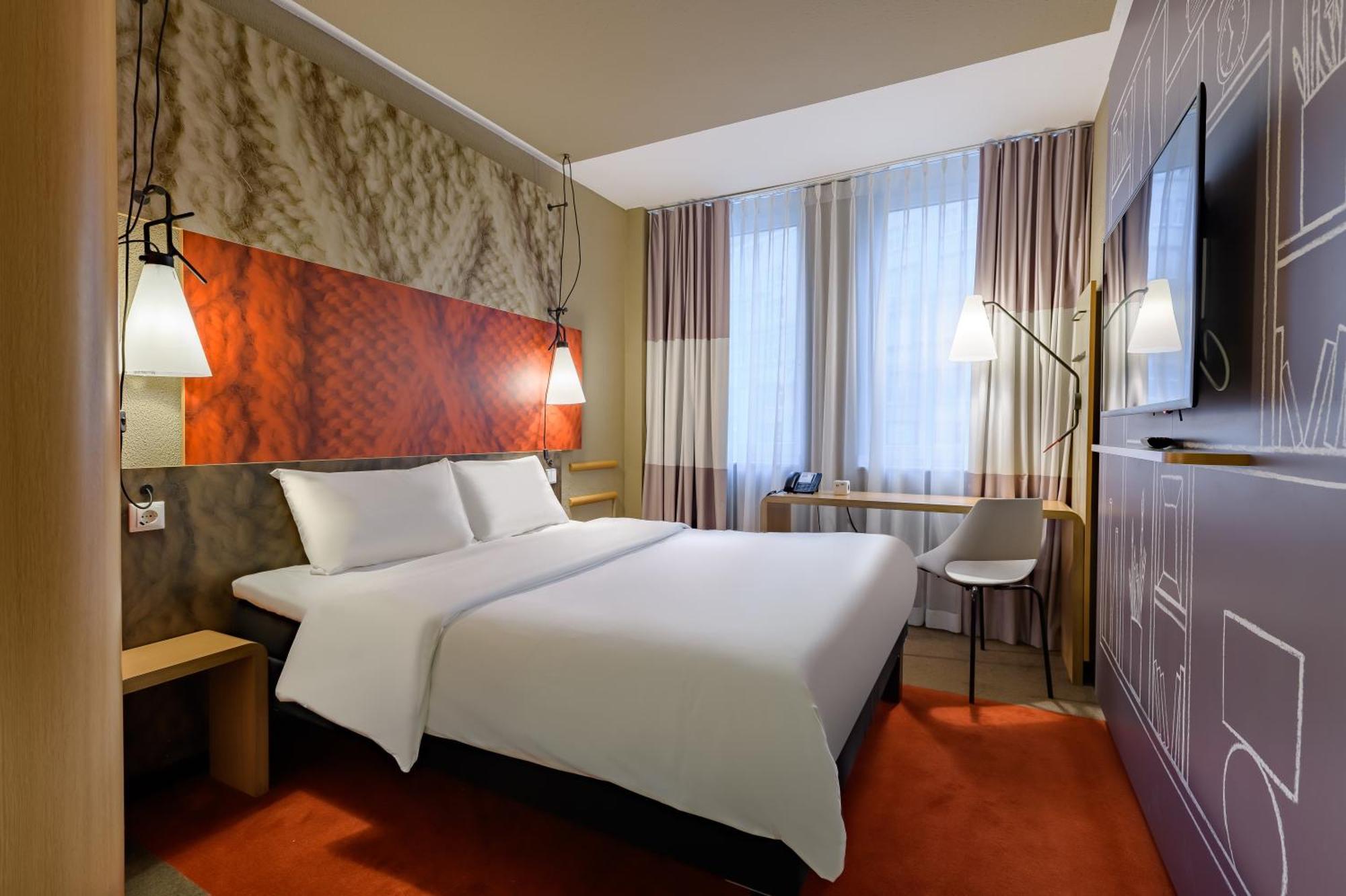Ibis Hotel Koeln Am Dom Екстериор снимка