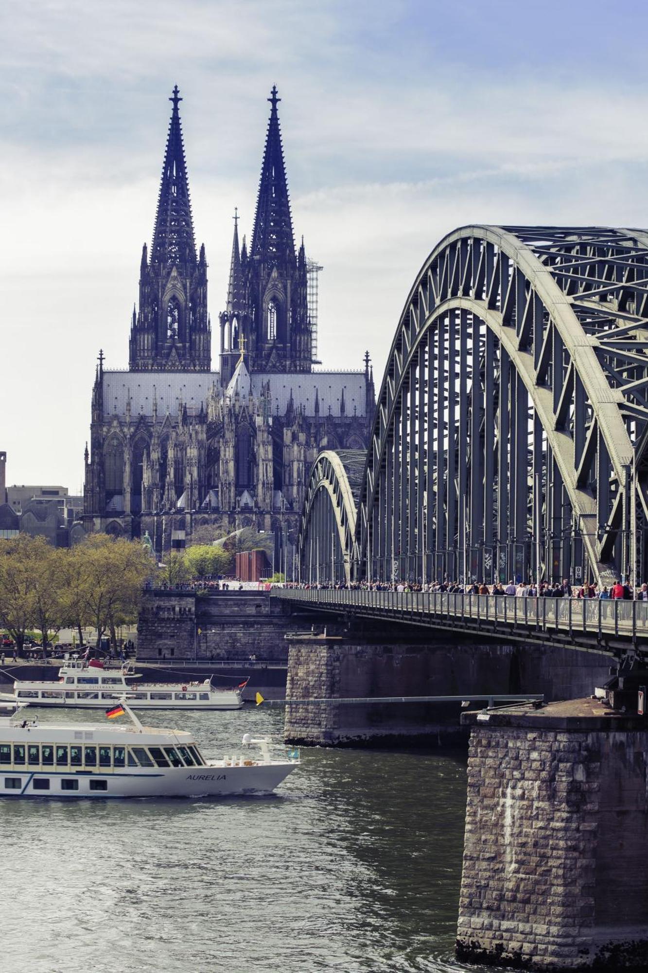 Ibis Hotel Koeln Am Dom Екстериор снимка